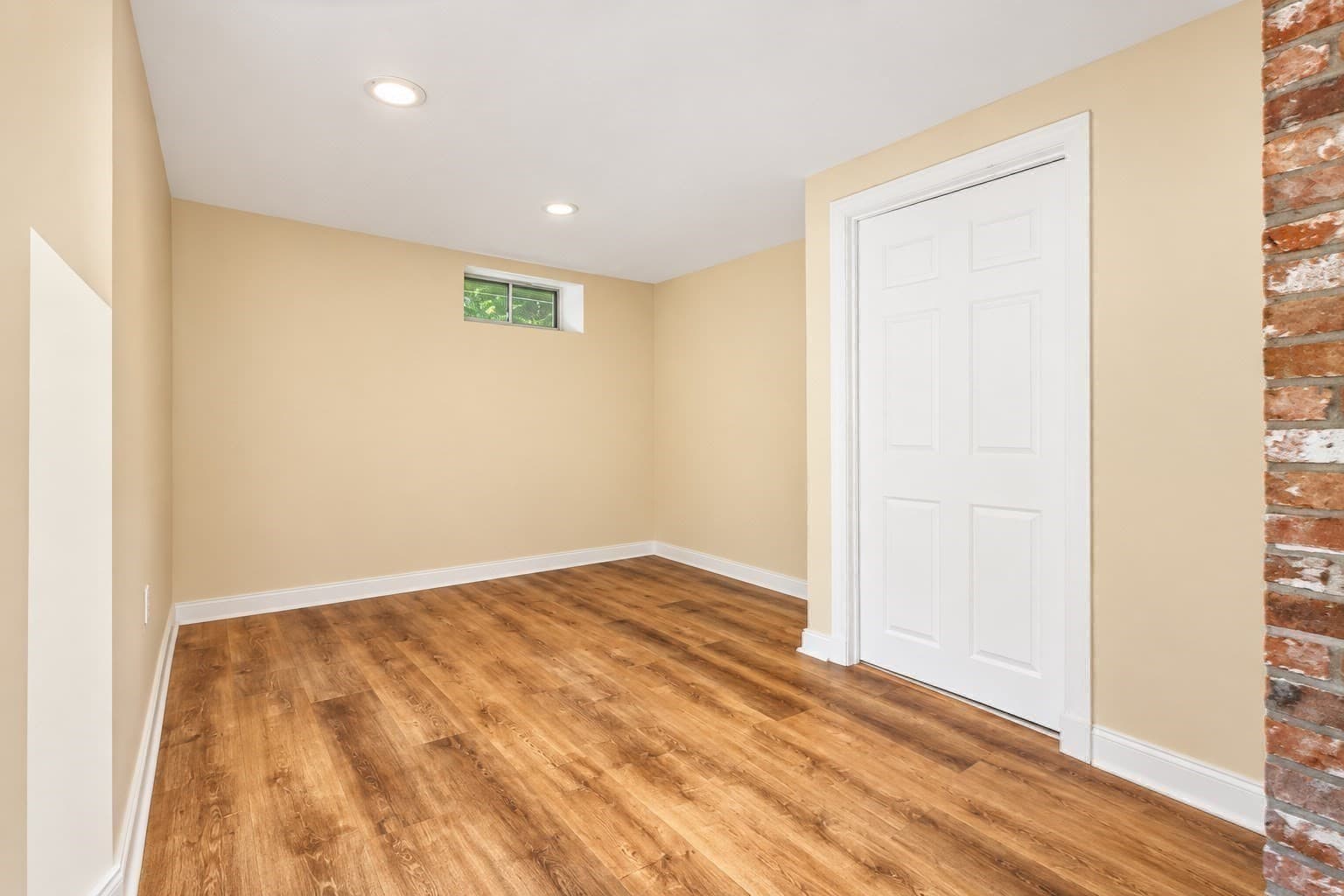 Single Family Residence at 42 Farview Ave, Shrewsbury MA 01545, Shrewsbury, photo 25 of 40
