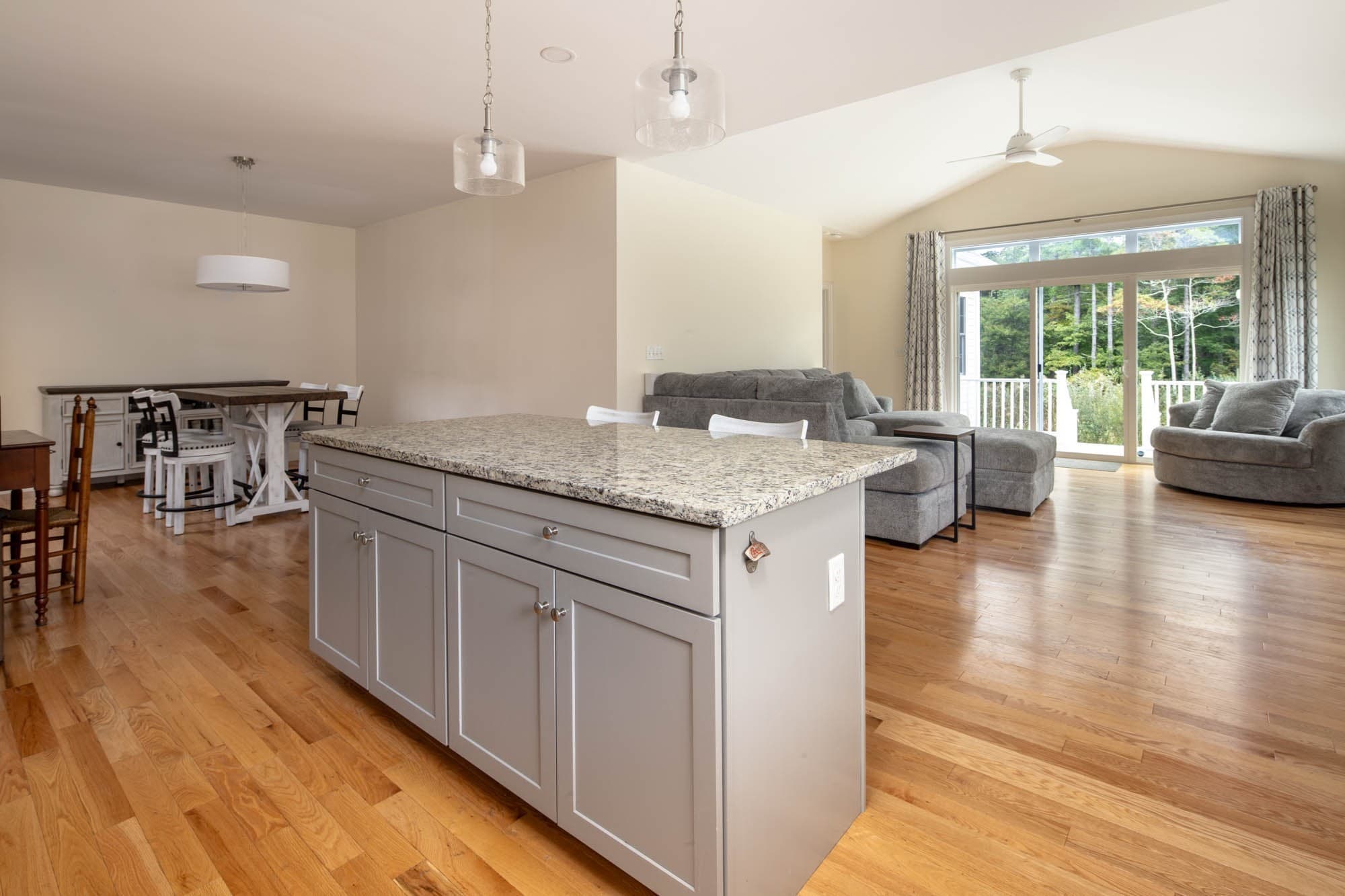 Single Family Residence at 31 Split Rock Ln, Mattapoisett MA 02739, Mattapoisett, photo 12 of 38
