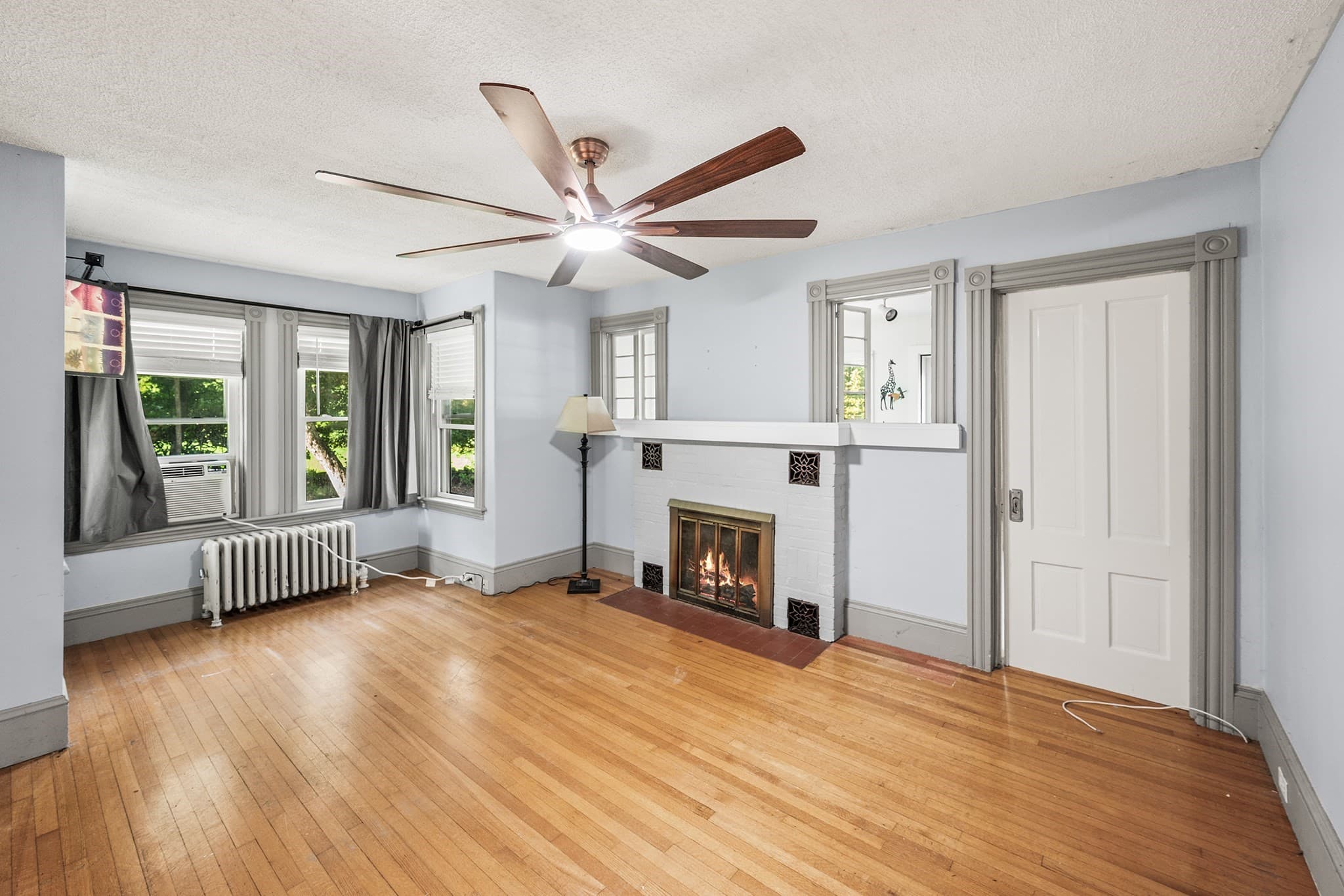 Single Family Residence at 161 Pleasant St, Lunenburg MA 01462, Lunenburg, photo 6 of 39