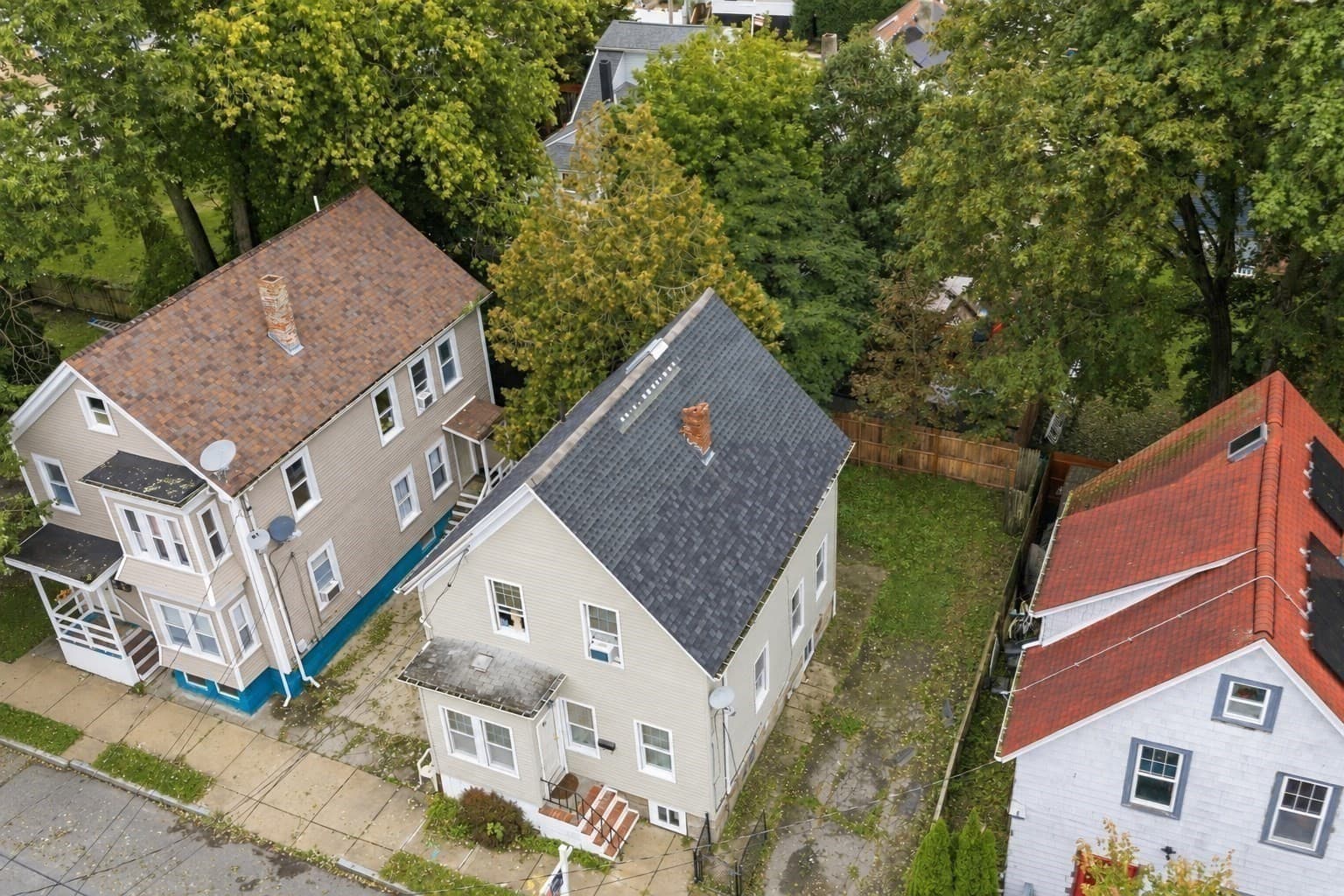 Single Family Residence at 96 Pierce St, New Bedford MA 02740, New Bedford, photo 9 of 23