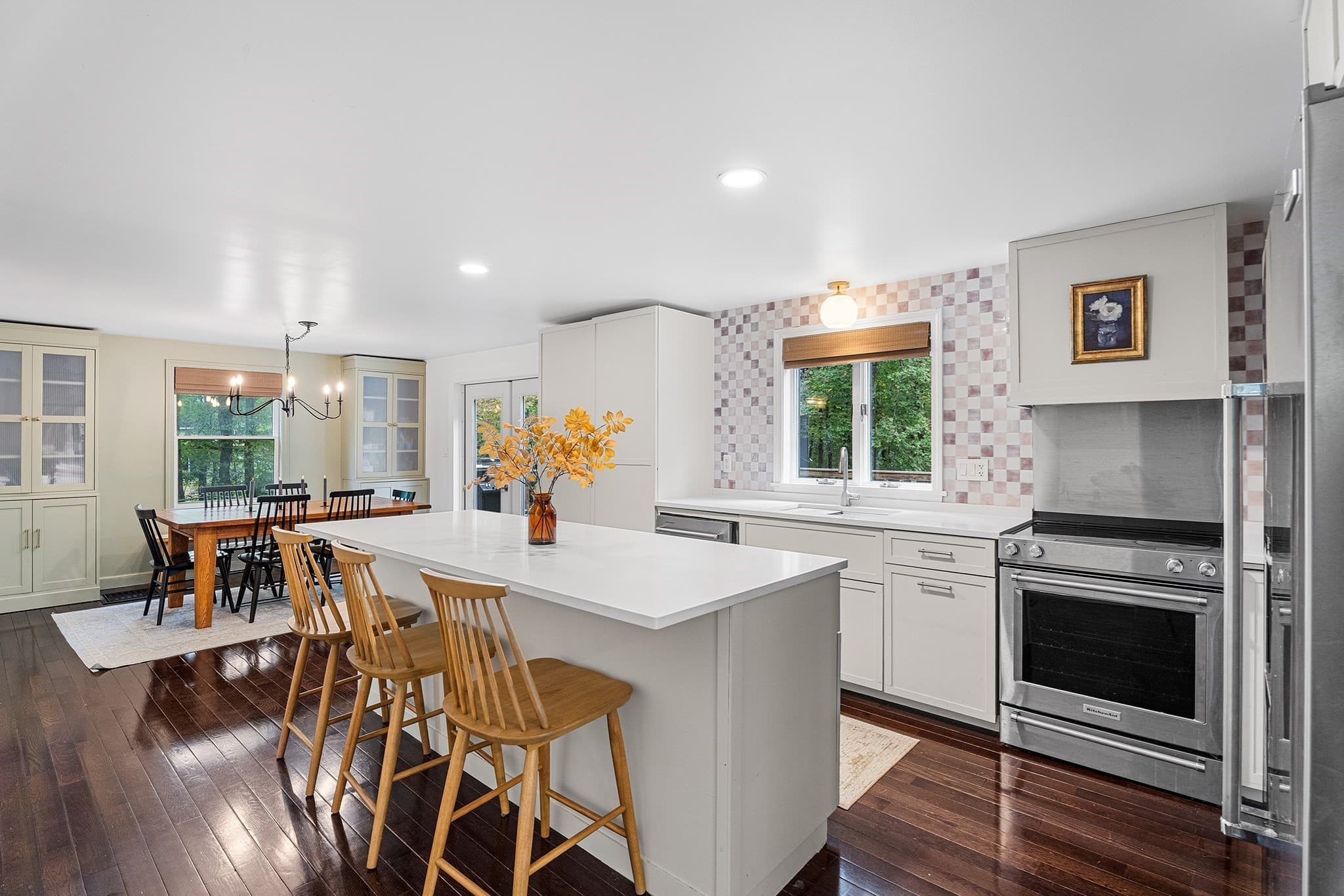 Single Family Residence at 676 West St, Uxbridge MA 01569, Uxbridge, photo 3 of 41
