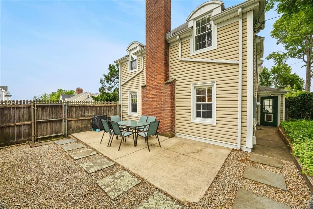 Single Family Residence at 749 High St, Fall River MA 02720, Fall River, photo 23 of 28