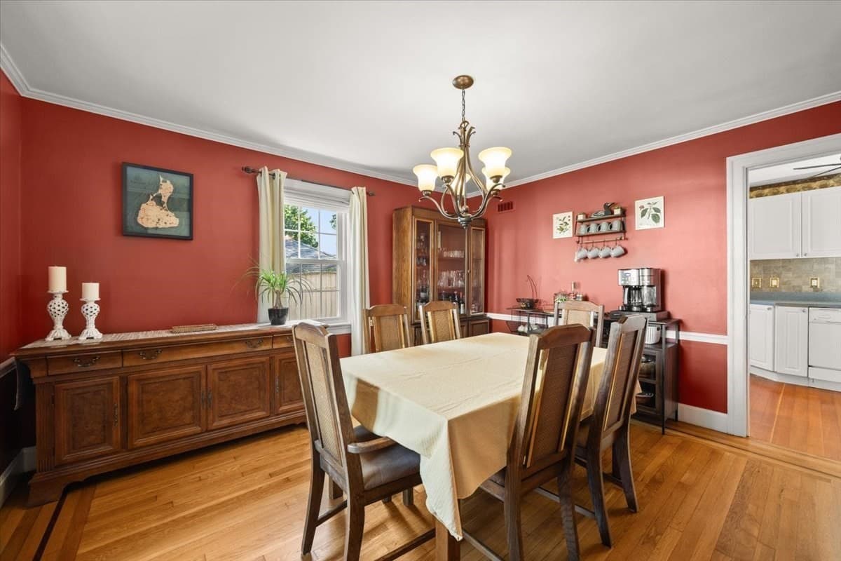Single Family Residence at 749 High St, Fall River MA 02720, Fall River, photo 5 of 28