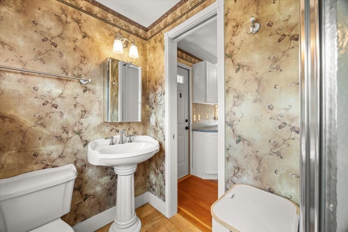 Single Family Residence at 749 High St, Fall River MA 02720, Fall River, photo 9 of 28