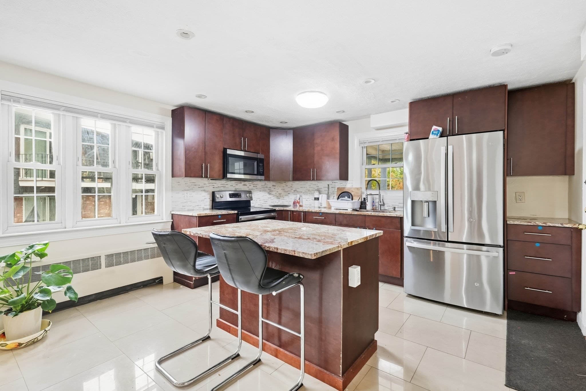 3 Family at 47 Broad St, Lynn MA 01902, Lynn, photo 18 of 41