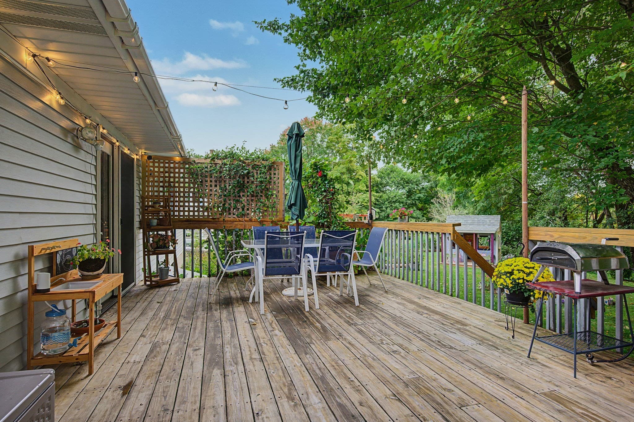 Single Family Residence at 10 Alden St, Easthampton MA 01027, Easthampton, photo 27 of 42