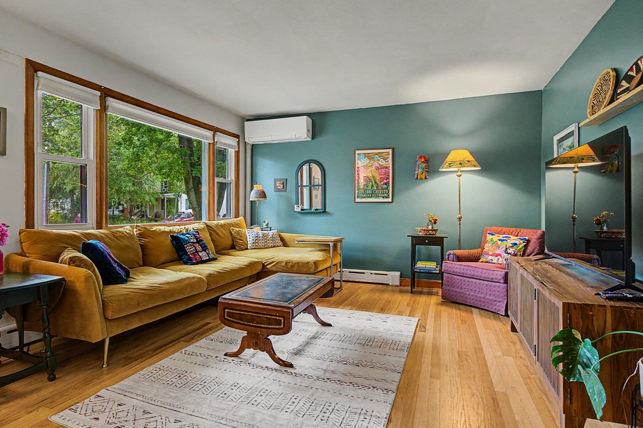 Single Family Residence at 10 Alden St, Easthampton MA 01027, Easthampton, photo 6 of 42