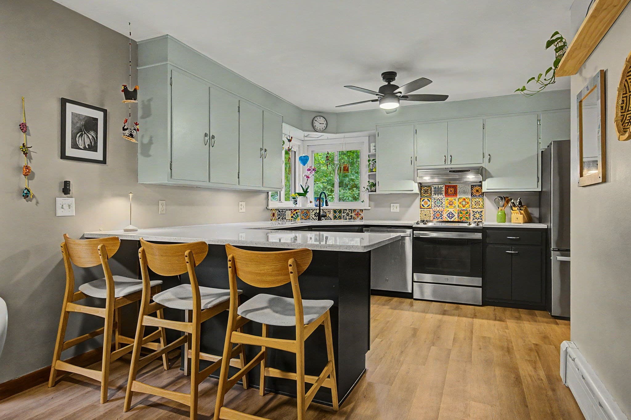 Single Family Residence at 10 Alden St, Easthampton MA 01027, Easthampton, photo 10 of 42