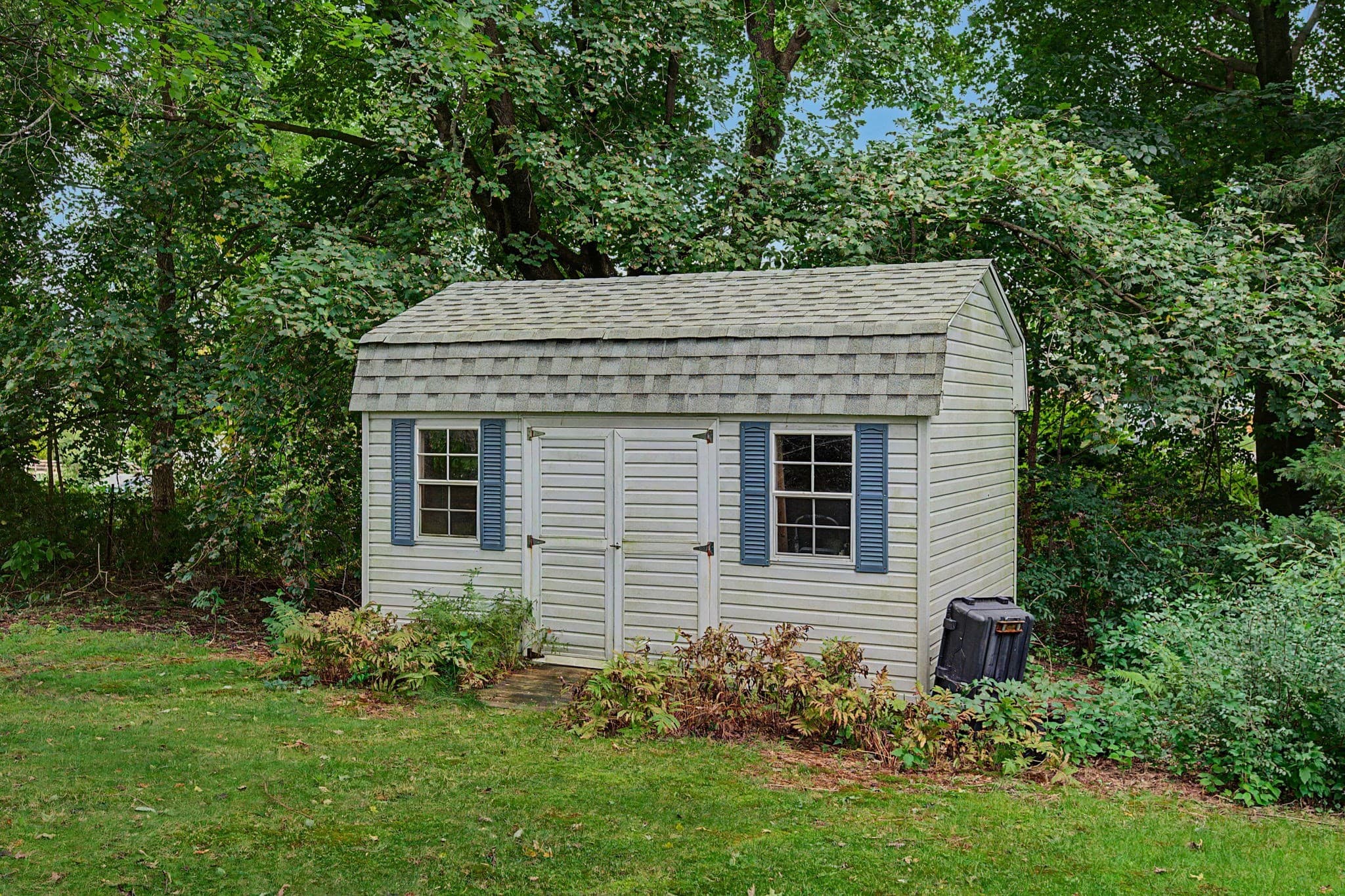Single Family Residence at 10 Alden St, Easthampton MA 01027, Easthampton, photo 31 of 42
