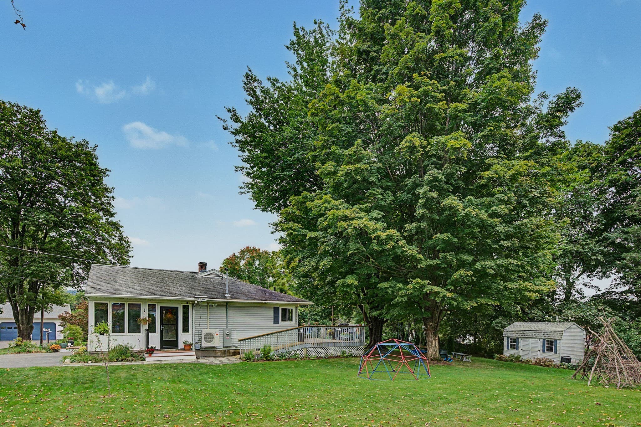Single Family Residence at 10 Alden St, Easthampton MA 01027, Easthampton, photo 25 of 42