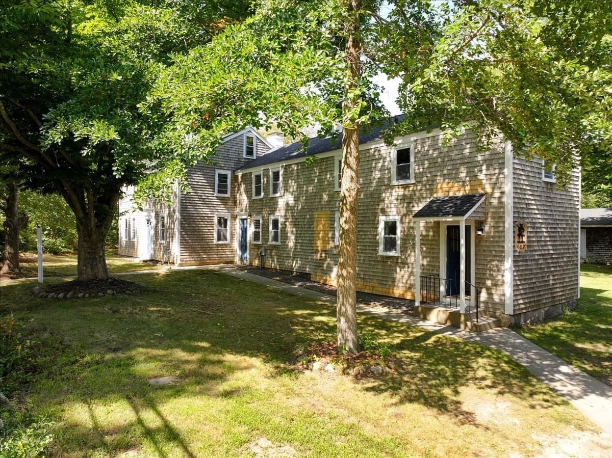 687 Main St, Wareham MA 02571