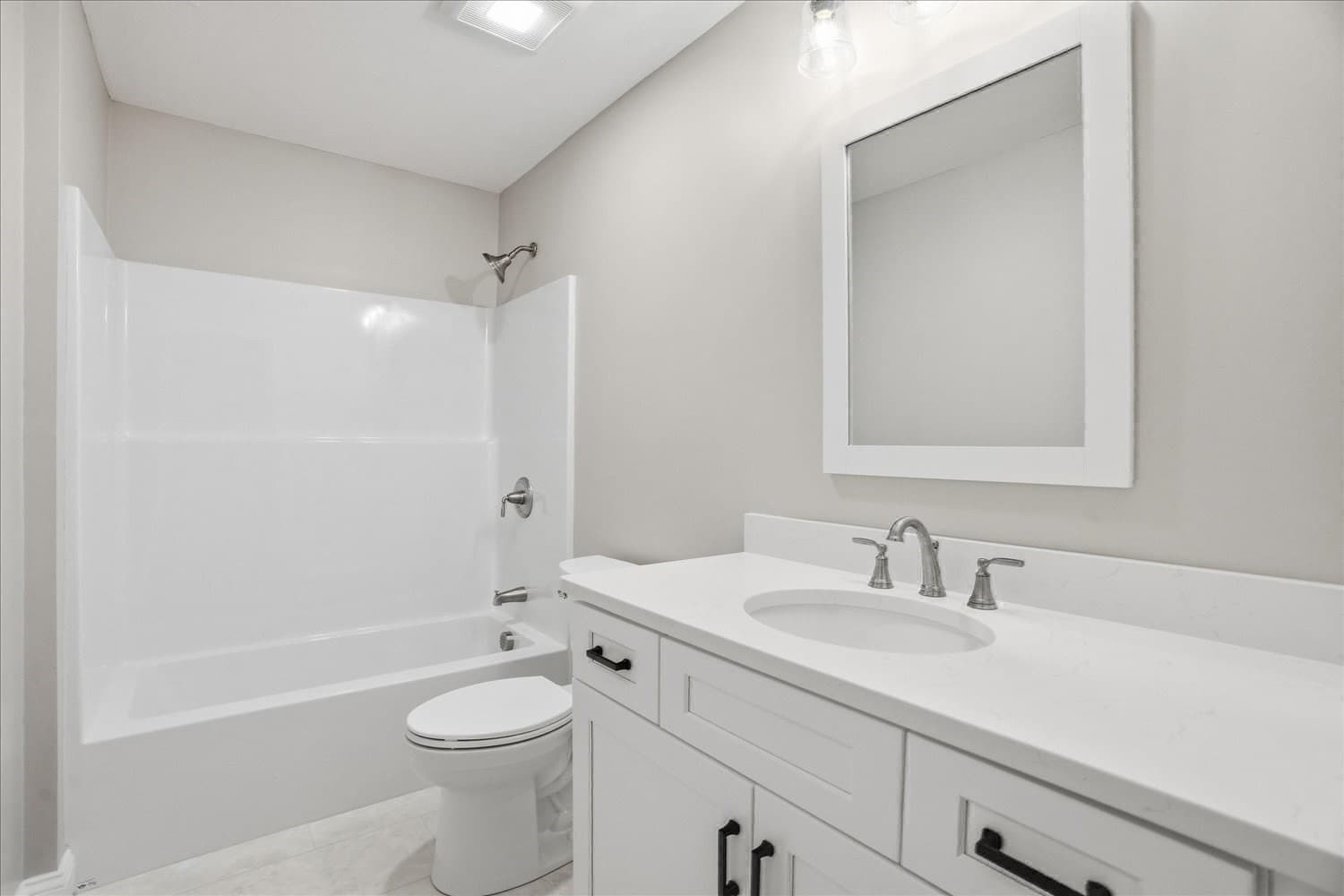 Condominium at 519 Mendon Road # 2, Attleboro MA 02703, Attleboro, photo 13 of 22