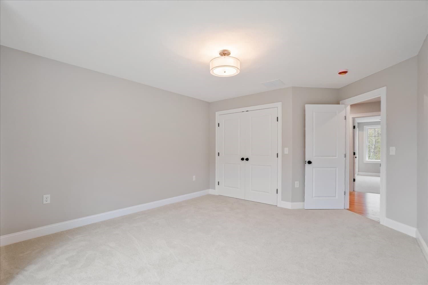 Condominium at 519 Mendon Road # 2, Attleboro MA 02703, Attleboro, photo 11 of 22