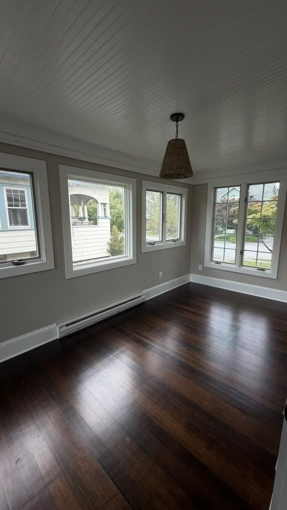 Single Family Residence at 10 Arbutus Rd, Worcester MA 01606, Worcester, photo 9 of 18
