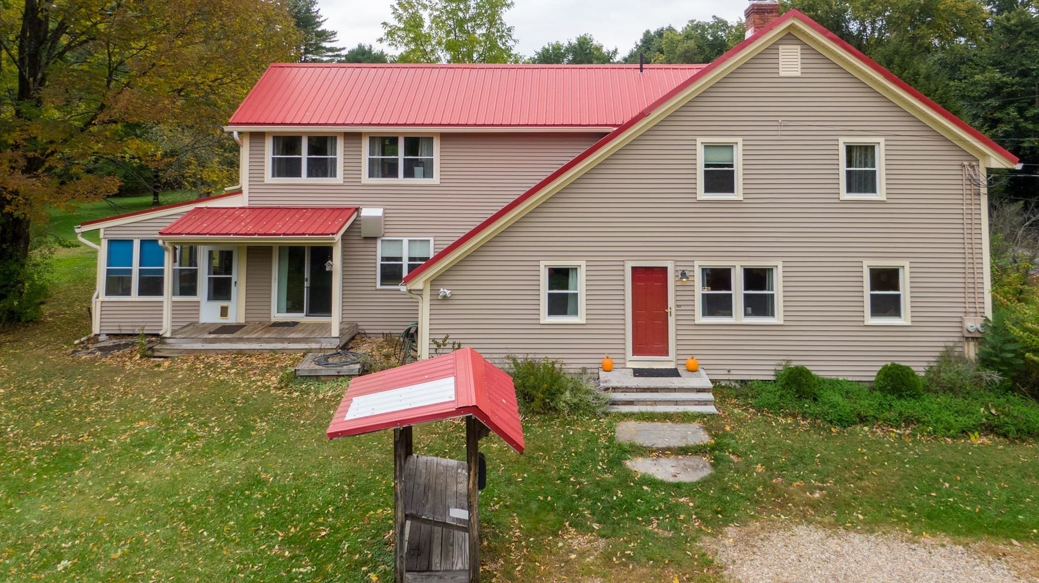 Single Family Residence at 63 Webber Rd, Brookfield MA 01506, Brookfield, photo 3 of 41