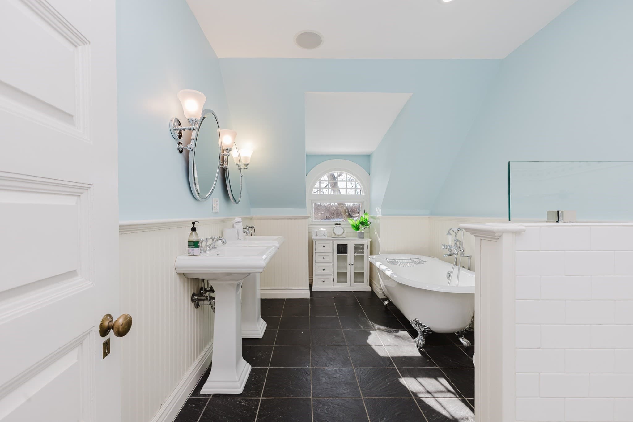 Condominium at 159 Washington St # 4, Newton MA 02458, Newton, photo 18 of 42