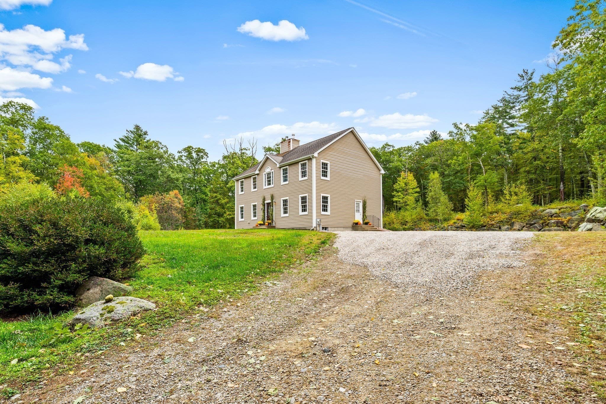 Single Family Residence at 208 Sw Main St, Douglas MA 01516, Douglas, photo 2 of 38