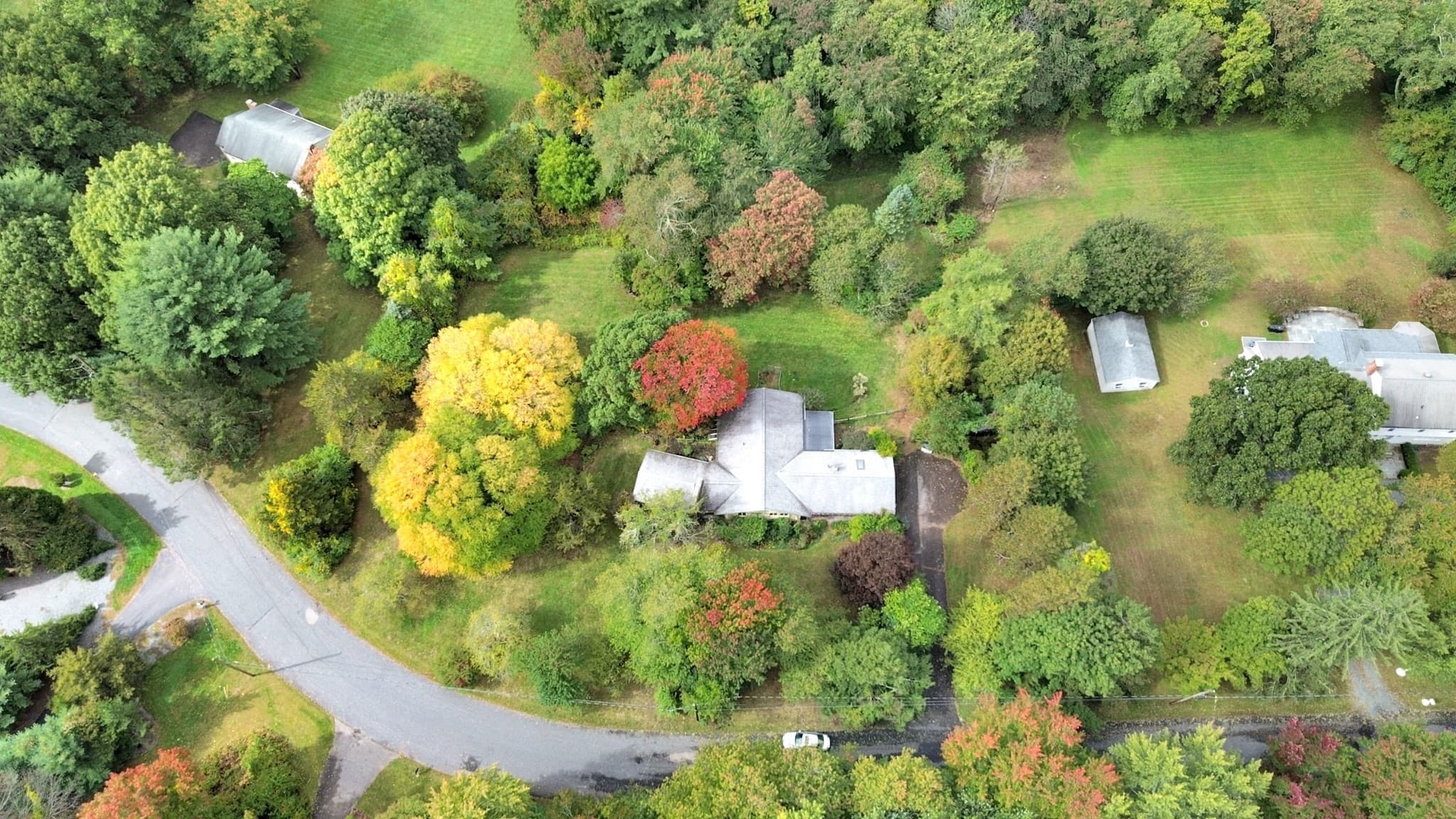 16 Ward Lane, Sherborn MA 01770