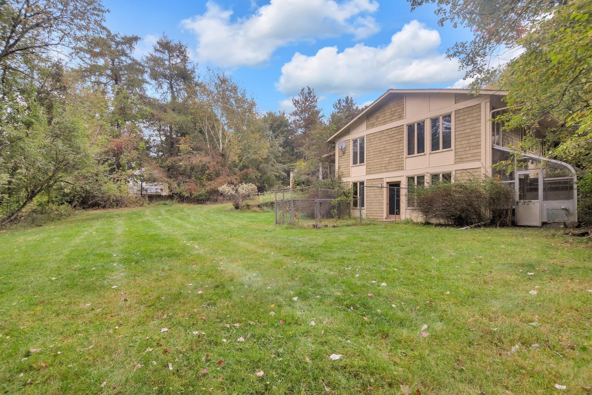 Single Family Residence at 16 Ward Lane, Sherborn MA 01770, Sherborn, photo 34 of 36