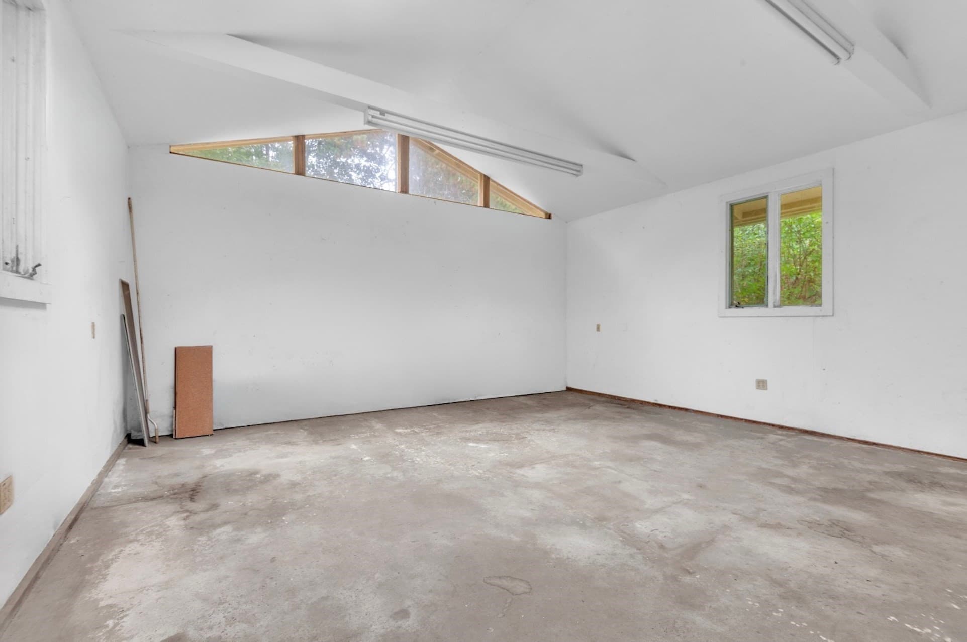 Single Family Residence at 16 Ward Lane, Sherborn MA 01770, Sherborn, photo 31 of 36