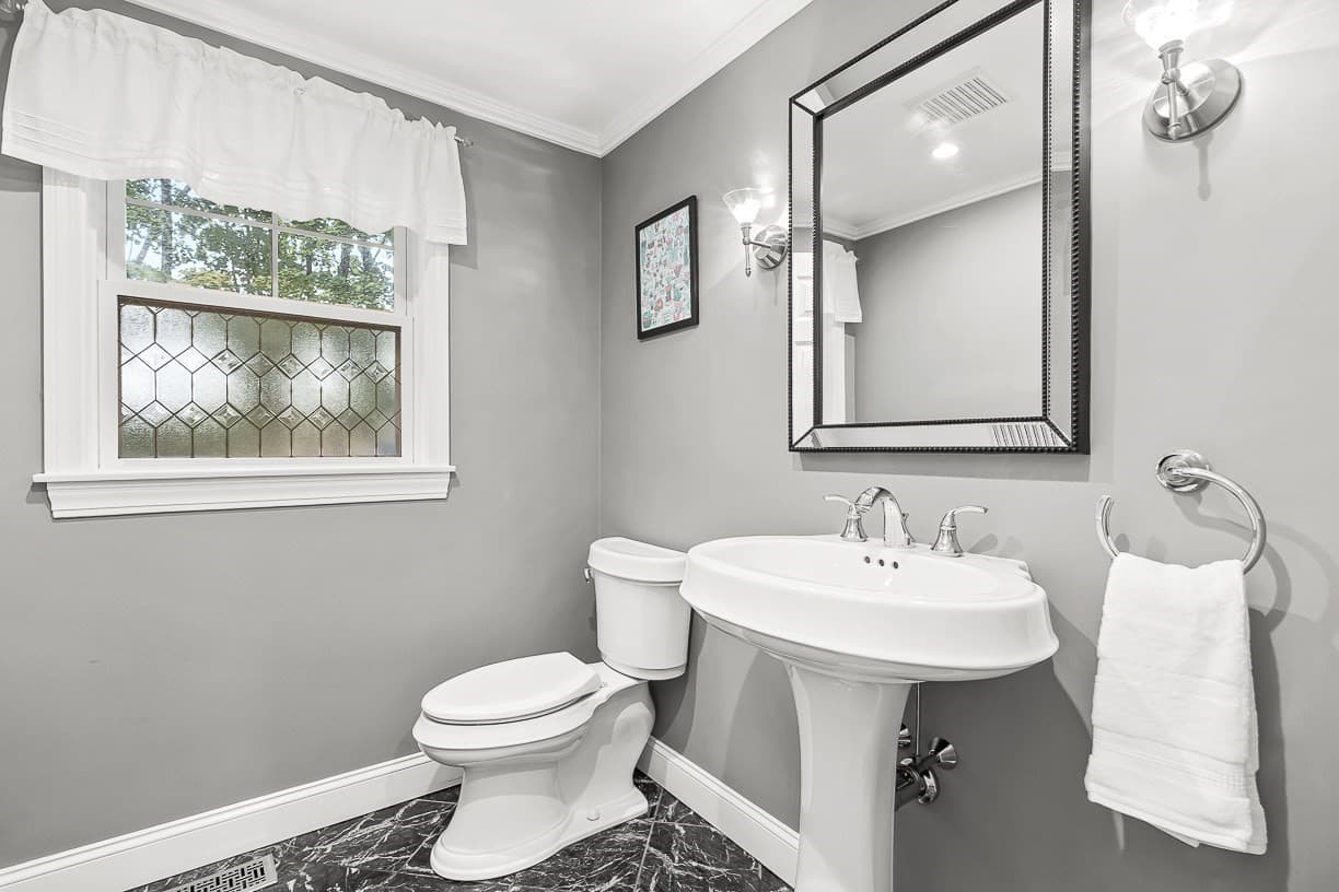 Single Family Residence at 15 Millbrook Rd, Beverly MA 01915, Beverly, photo 23 of 41
