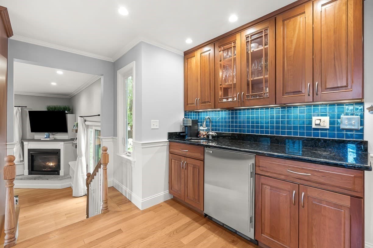 Single Family Residence at 15 Millbrook Rd, Beverly MA 01915, Beverly, photo 14 of 41