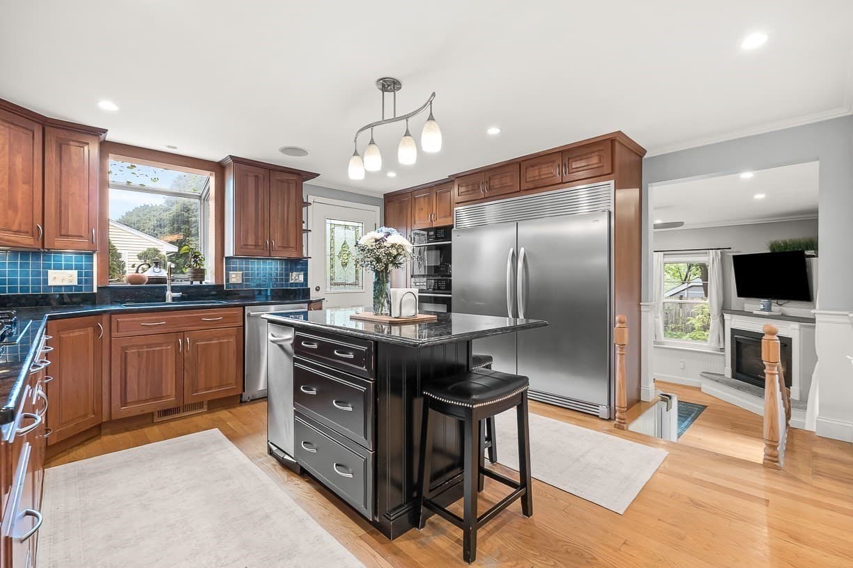 Single Family Residence at 15 Millbrook Rd, Beverly MA 01915, Beverly, photo 11 of 41
