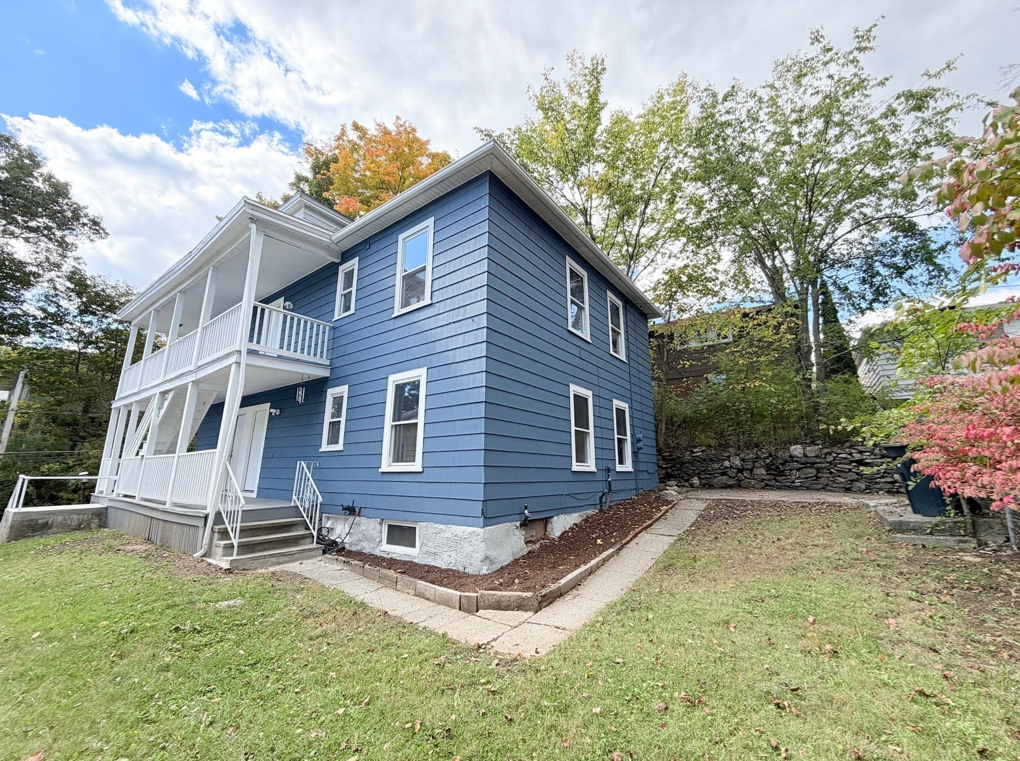 Multi Family at 92 Dresser St, Southbridge MA 01550, photo 32 of 36