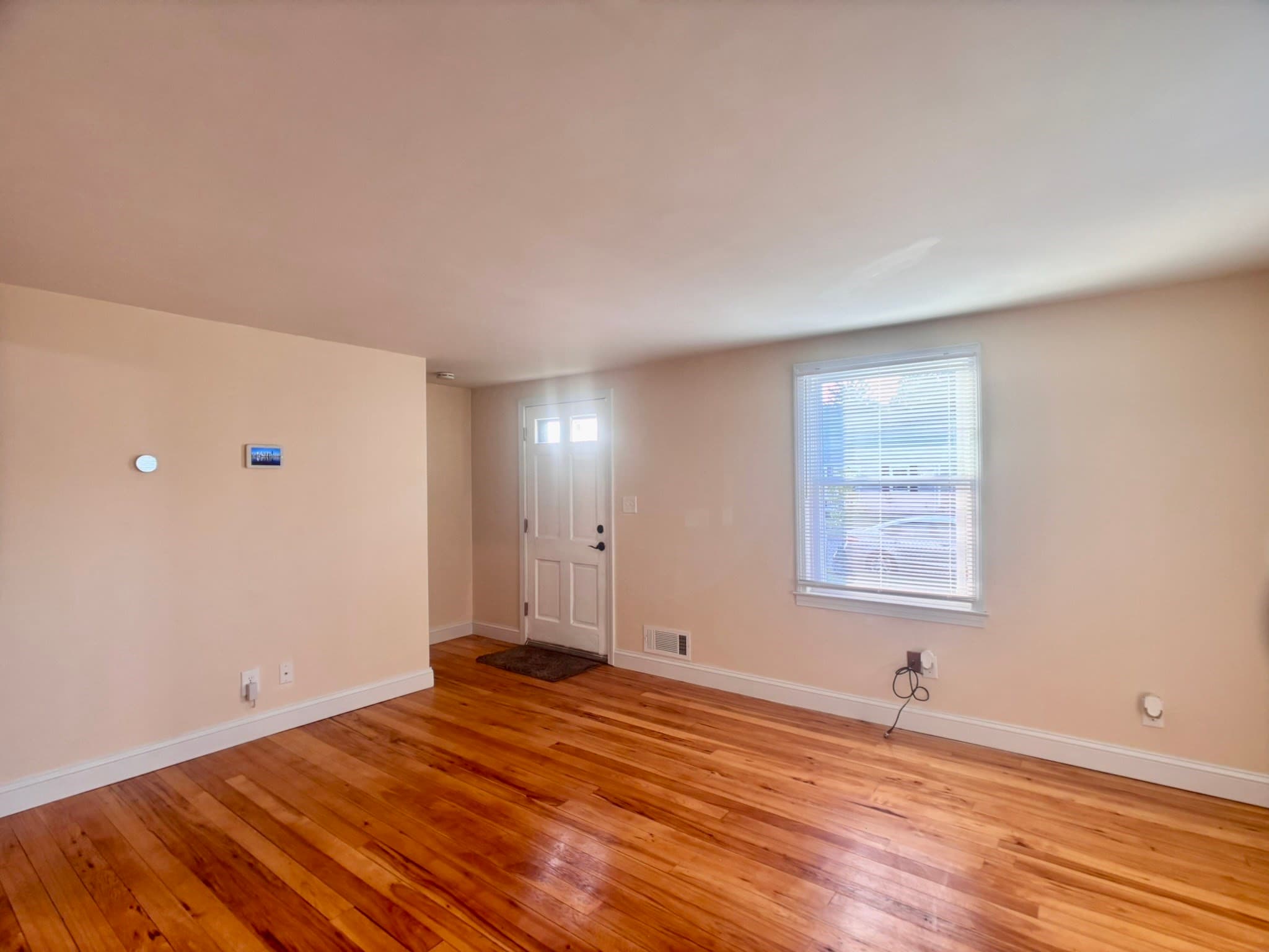 Single Family Residence at 23 Midway St, Springfield MA 01151, Springfield, photo 8 of 24