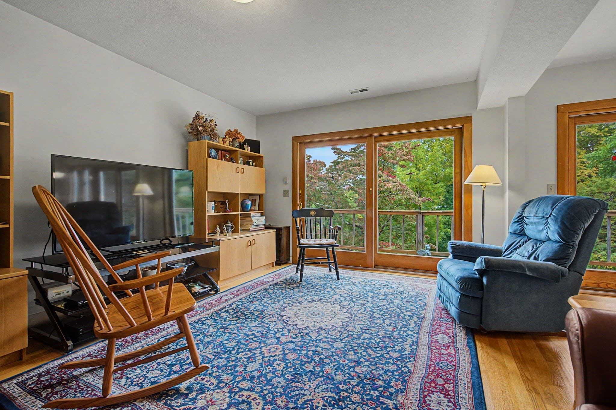 Single Family Residence at 13 East St, Southampton MA 01073, Southampton, photo 5 of 40
