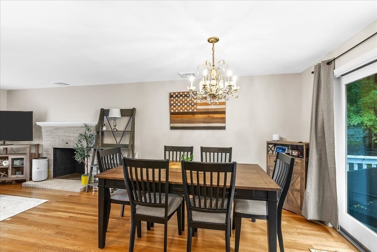 Single Family Residence at 342 Woodland Drive, Hanover MA 02339, Hanover, photo 7 of 27