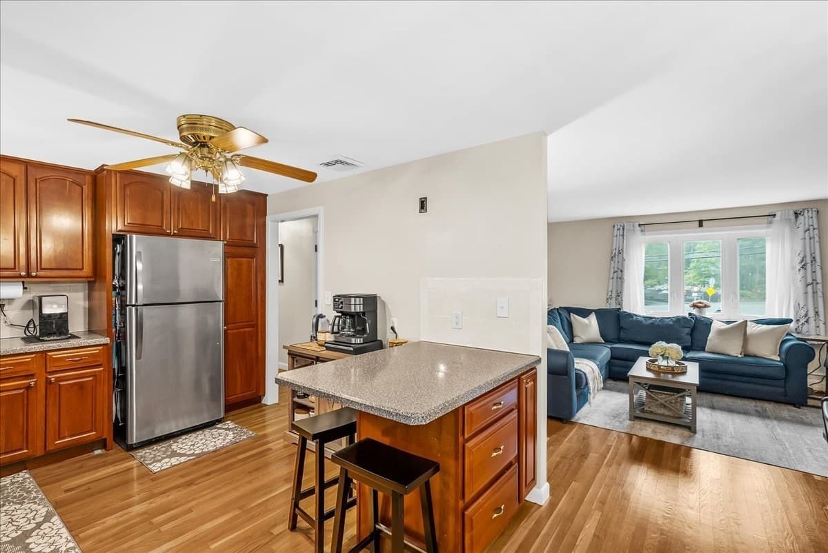 Single Family Residence at 342 Woodland Drive, Hanover MA 02339, Hanover, photo 10 of 27