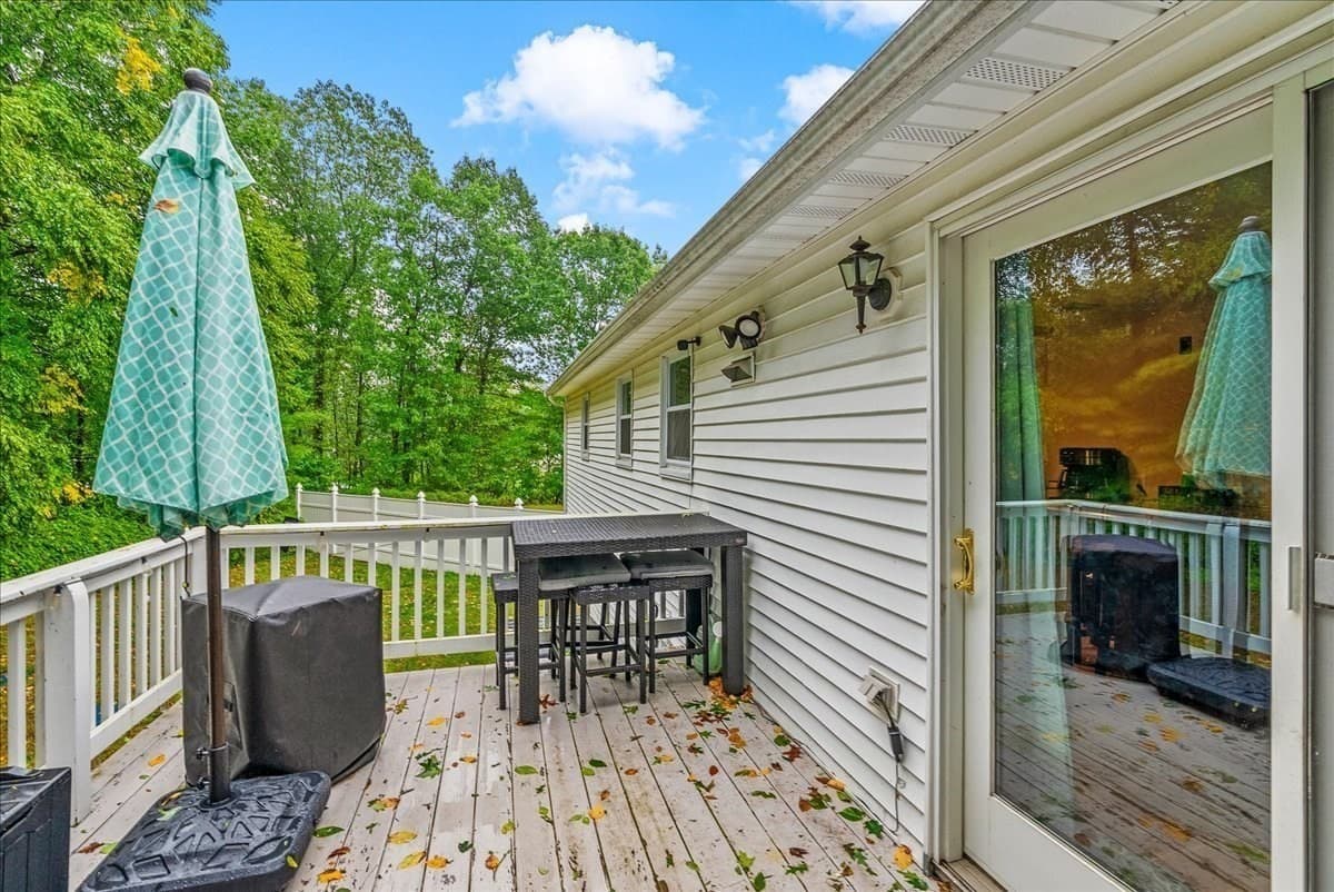 Single Family Residence at 342 Woodland Drive, Hanover MA 02339, Hanover, photo 19 of 27