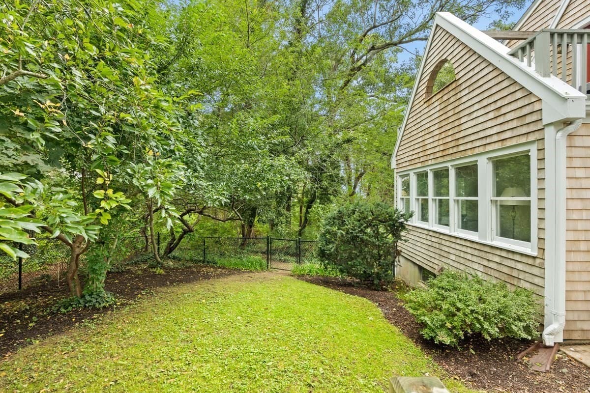Single Family Residence at 74 Arboretum Rd, Plymouth MA 02360, Plymouth, photo 4 of 41