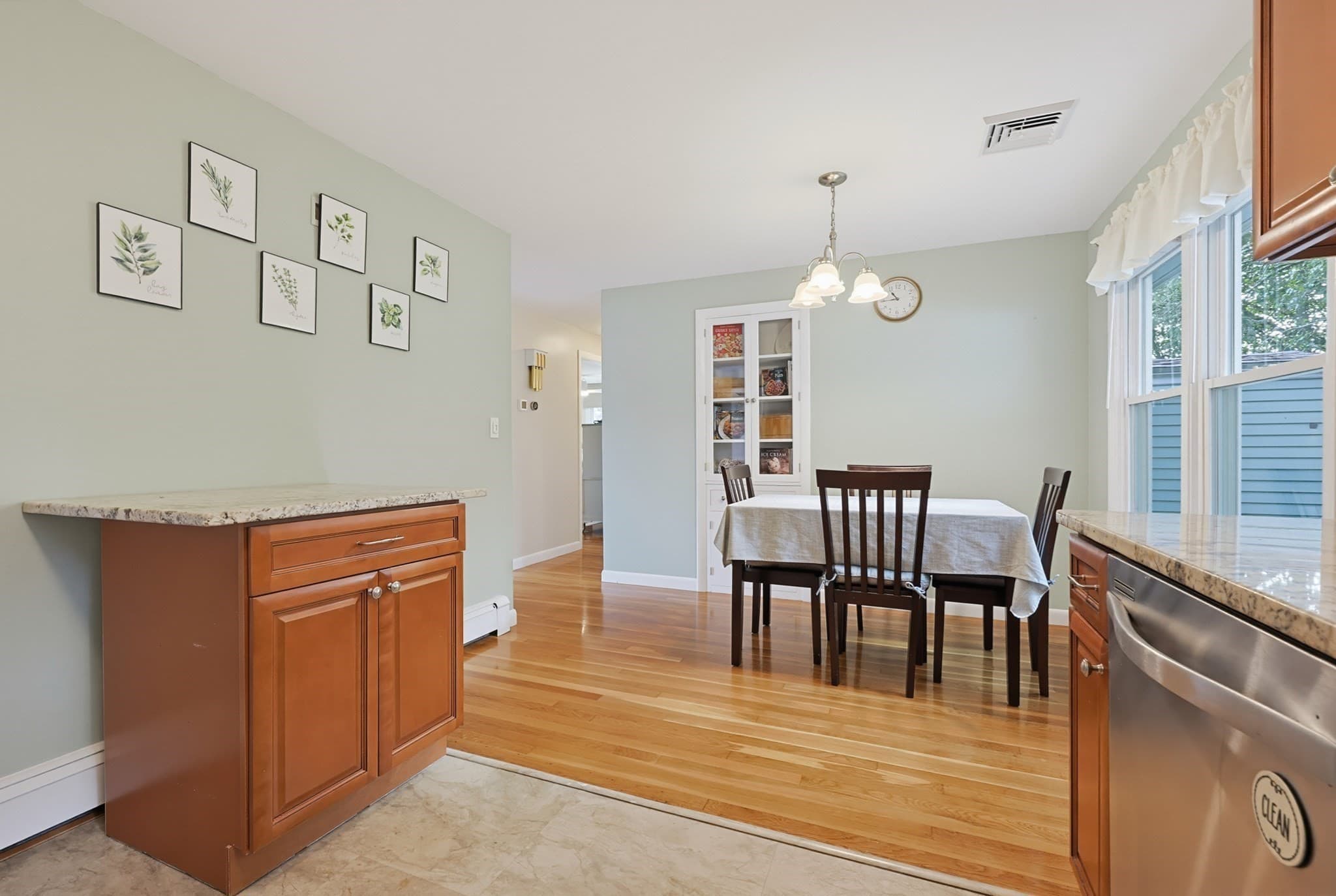 Single Family Residence at 49 Walnut Street, Attleboro MA 02703, Attleboro, photo 9 of 35