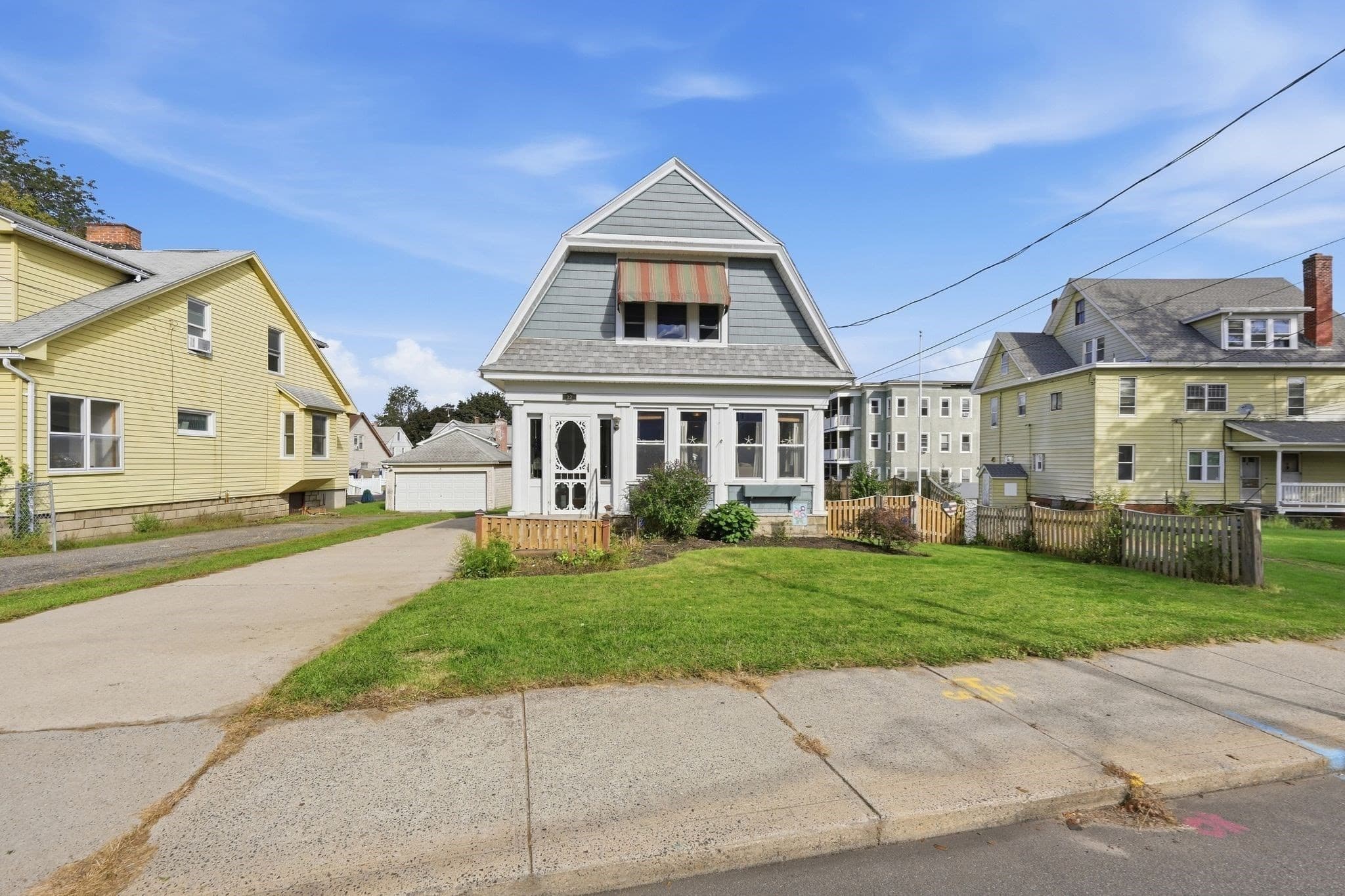 22 Lemuel Ave, Chicopee MA 01013