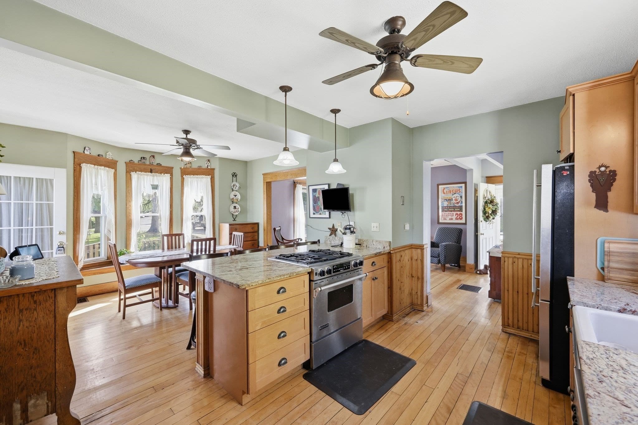 Single Family Residence at 22 Lemuel Ave, Chicopee MA 01013, Chicopee, photo 21 of 42