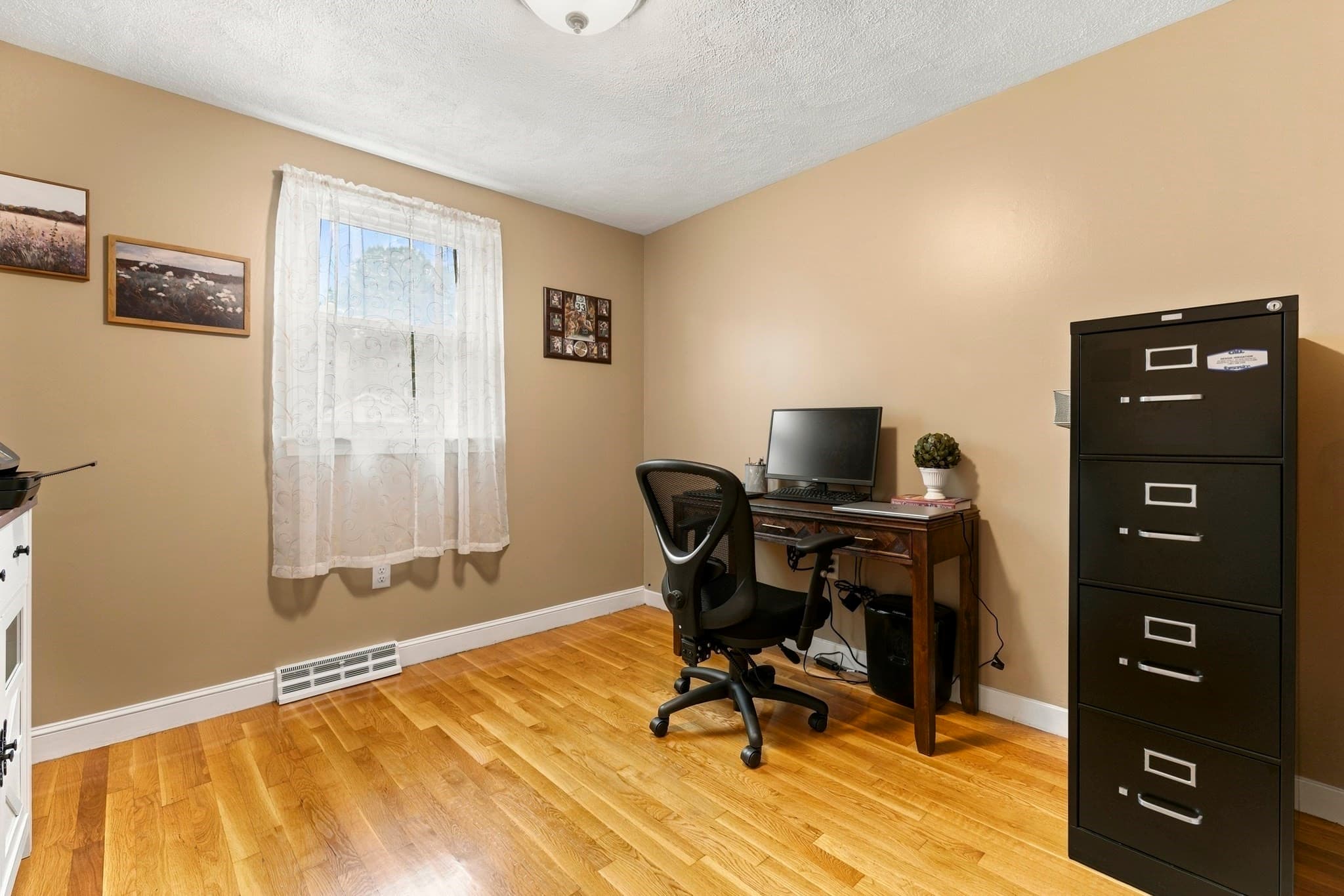 Single Family Residence at 115 Quincy Rd, Tewksbury MA 01876, Tewksbury, photo 16 of 29