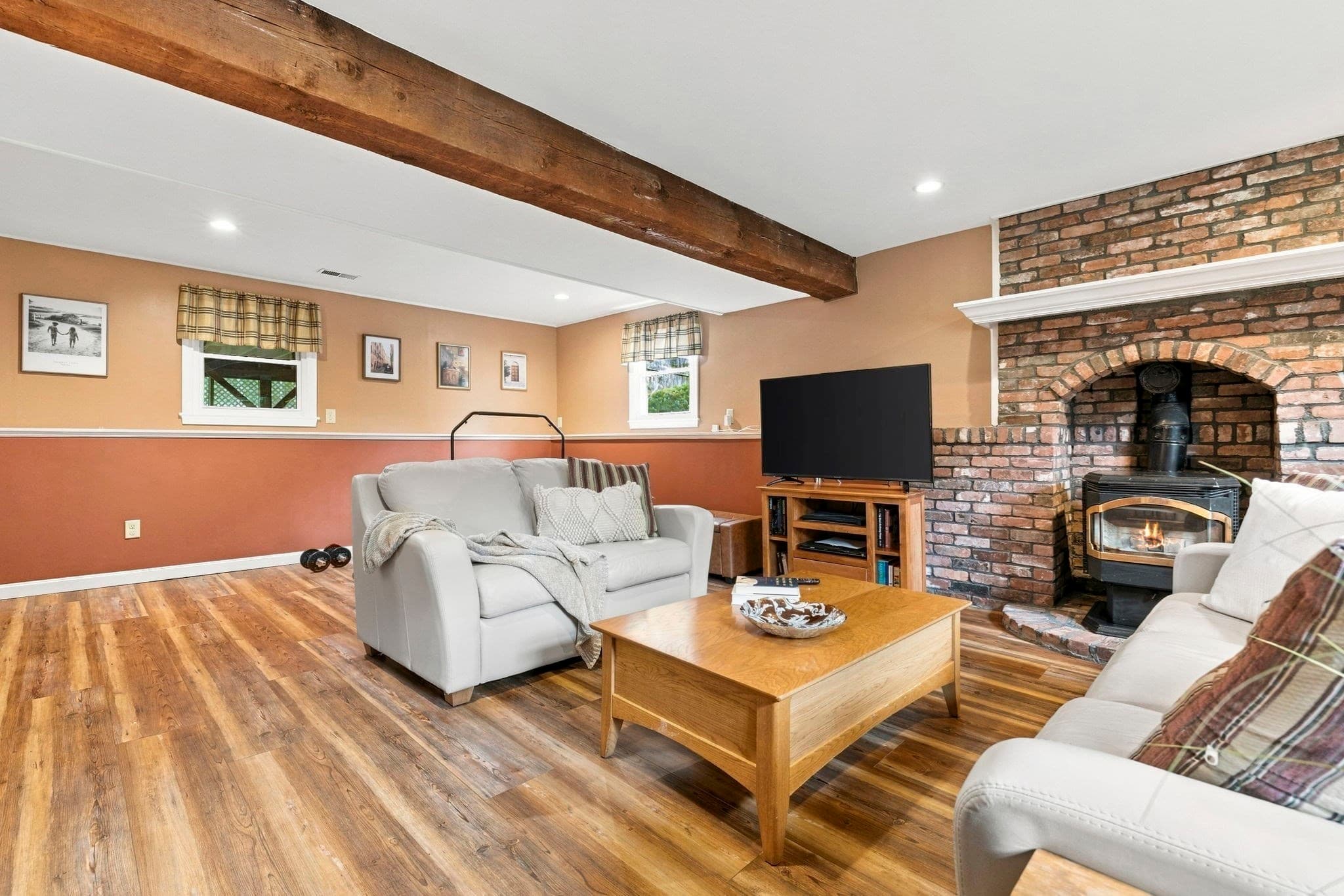 Single Family Residence at 115 Quincy Rd, Tewksbury MA 01876, Tewksbury, photo 19 of 29