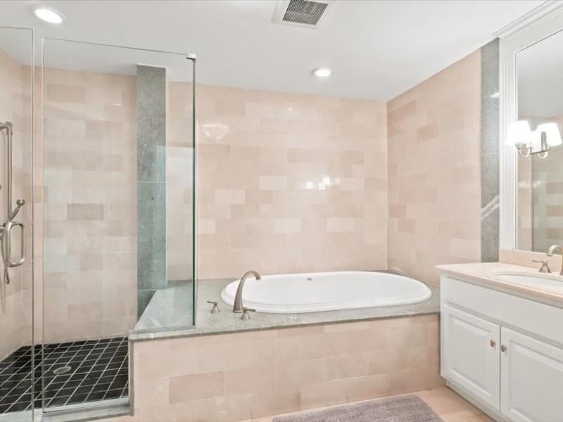 Condominium at 1 Longbeach Ave # 101, Hull MA 02045, Hull, photo 20 of 35