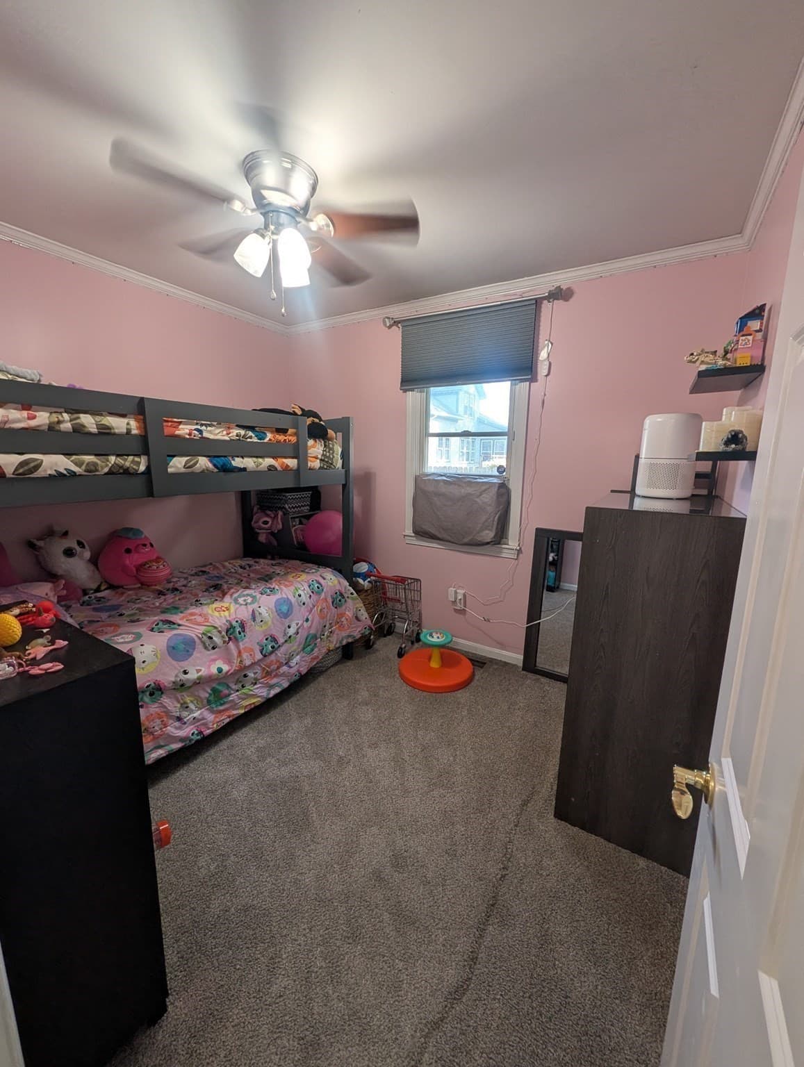 Single Family Residence at 195 Ambrose, Springfield MA 01109, photo 37 of 39