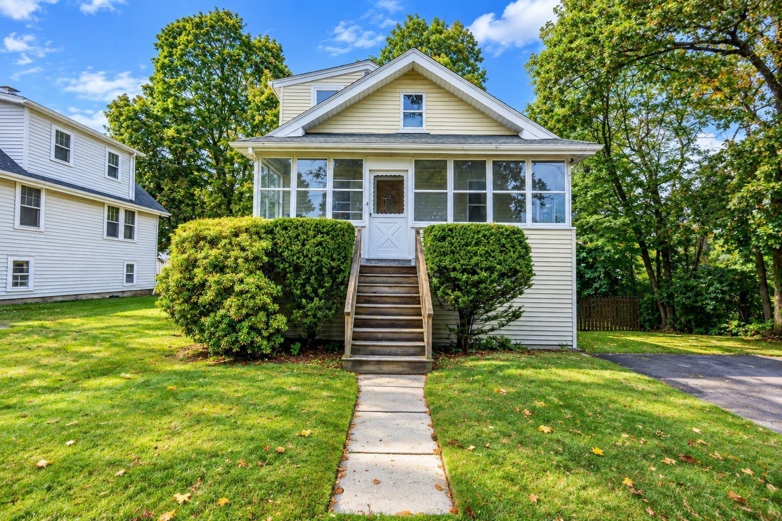 Single Family Residence at 4 Circuit Rd., Braintree MA 02184, Braintree, photo 2 of 41