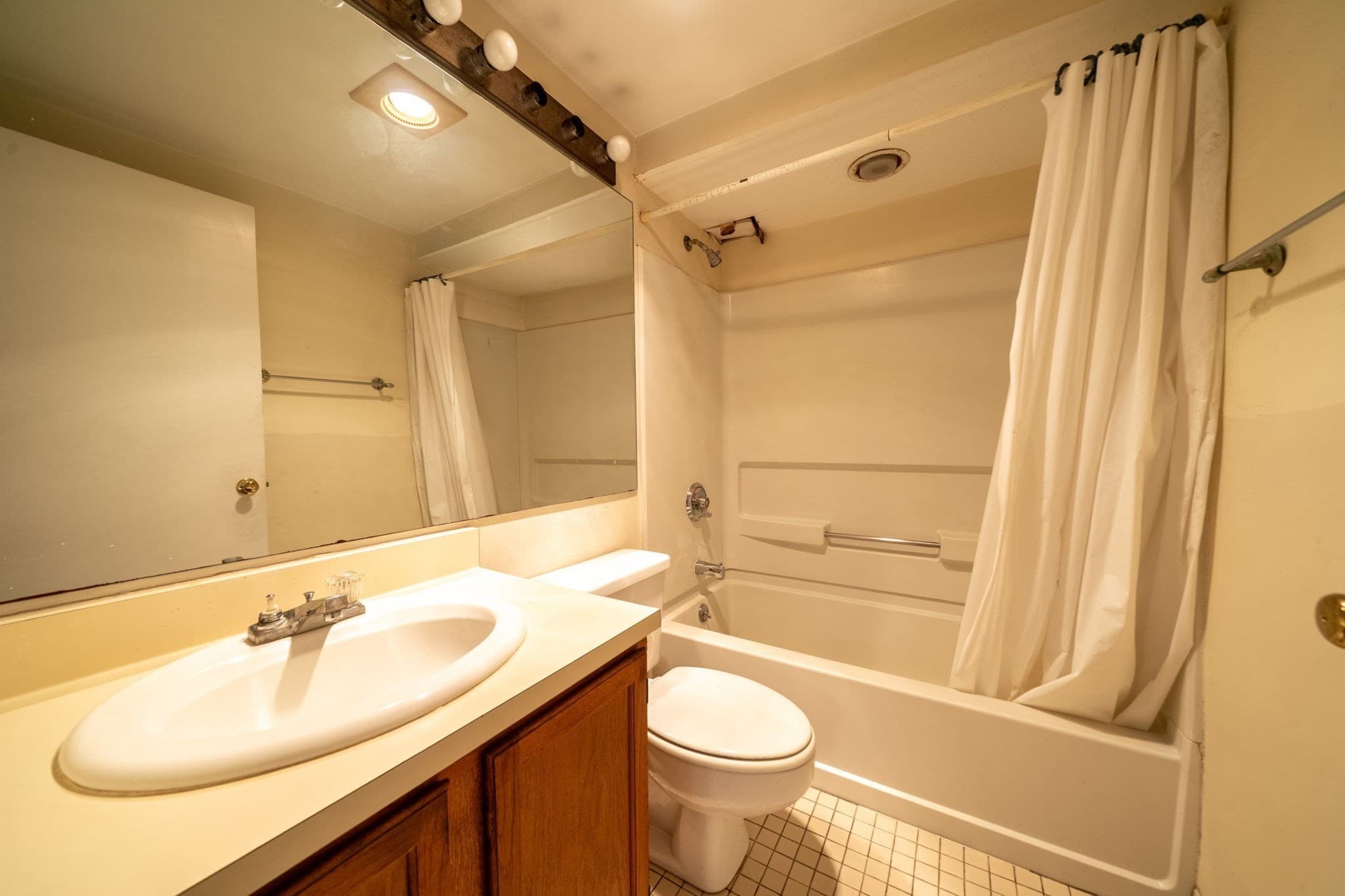 Condominium at 60-R Gibson St # B3, Boston MA 02122, Boston, photo 13 of 24
