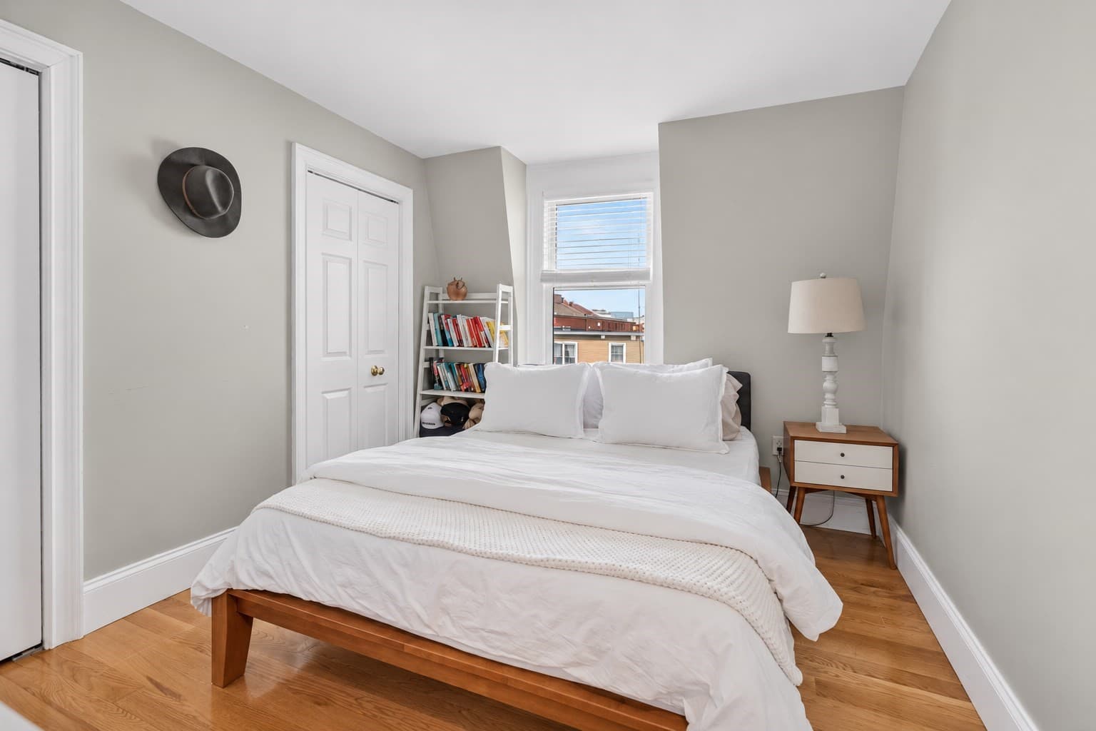 Condominium at 466 E 3rd St # 2, Boston MA 02127, Boston, photo 16 of 21