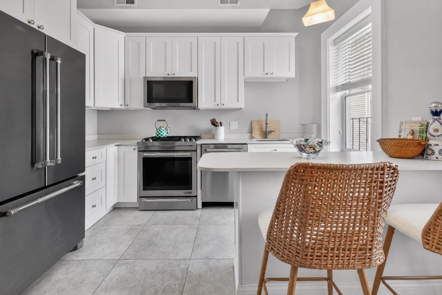 Condominium at 466 E 3rd St # 2, Boston MA 02127, Boston, photo 7 of 21