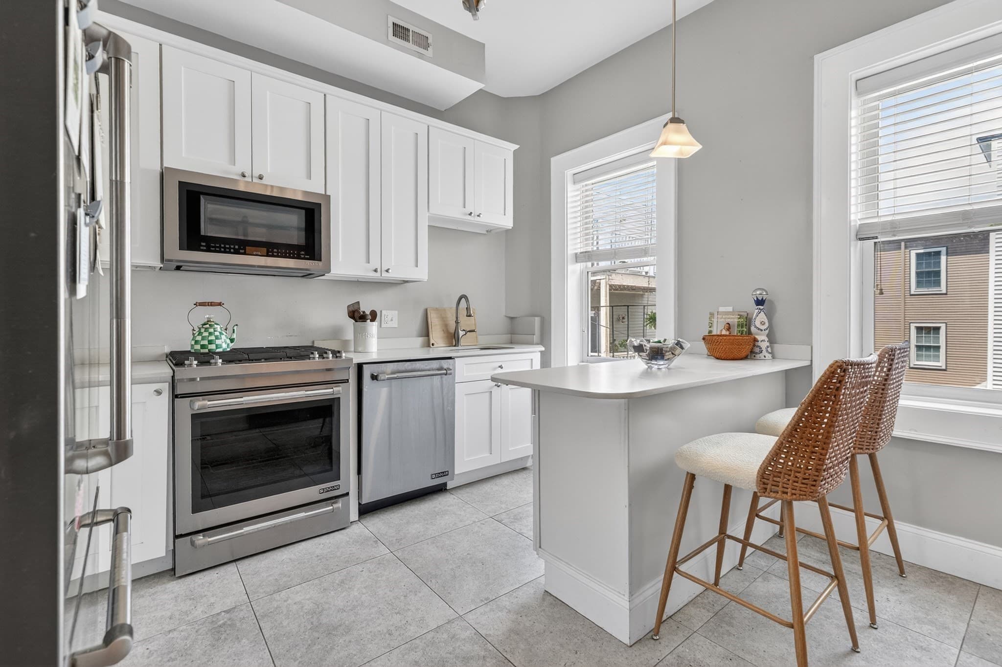 Condominium at 466 E 3rd St # 2, Boston MA 02127, Boston, photo 8 of 21