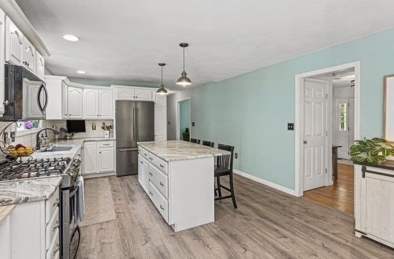 Single Family Residence at 14 Natures Way, Pelham NH 03076, Pelham, photo 9 of 42