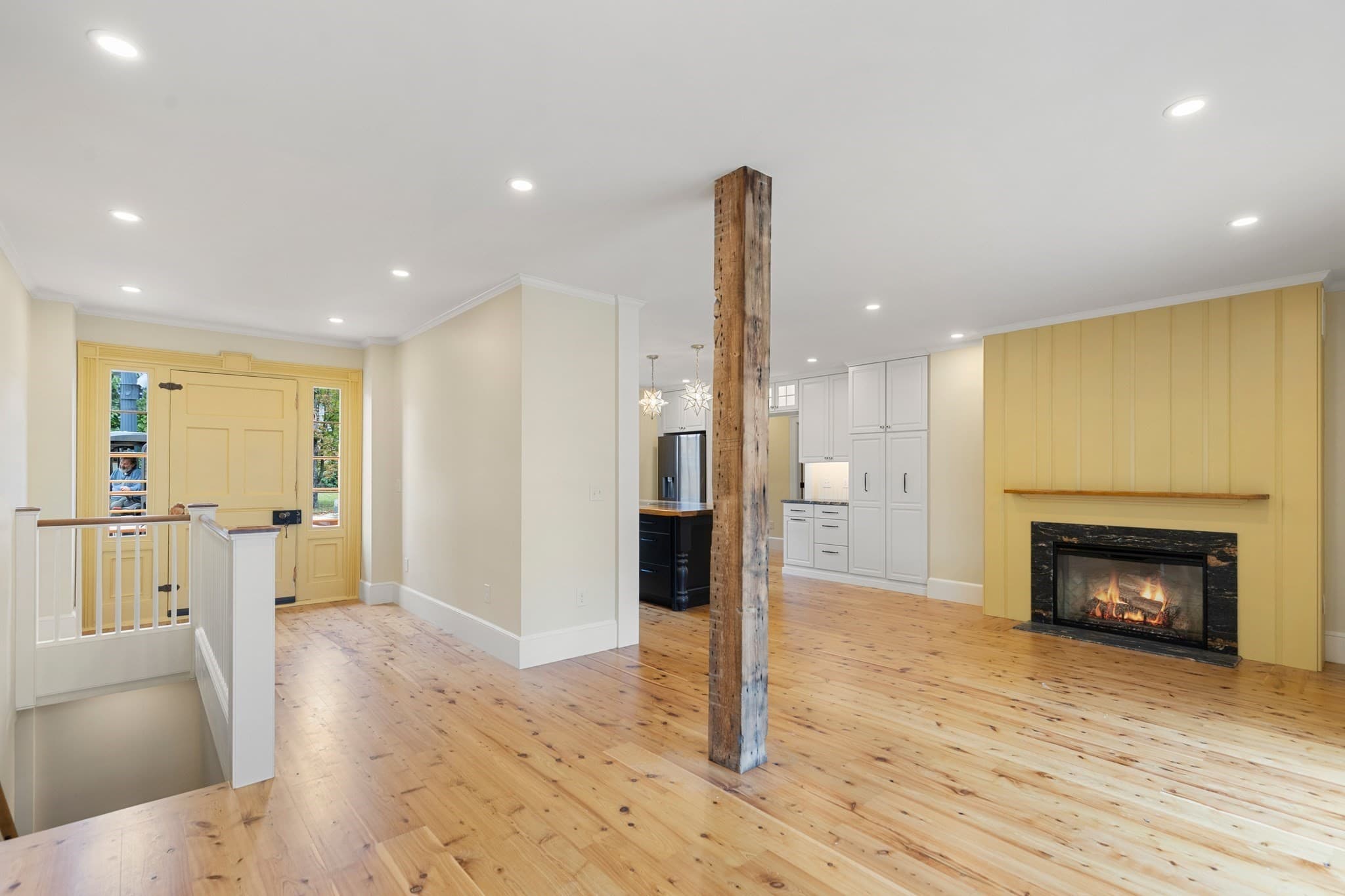 Condominium at 678 Massachusetts Ave # 1, Lexington MA 02421, Lexington, photo 3 of 5