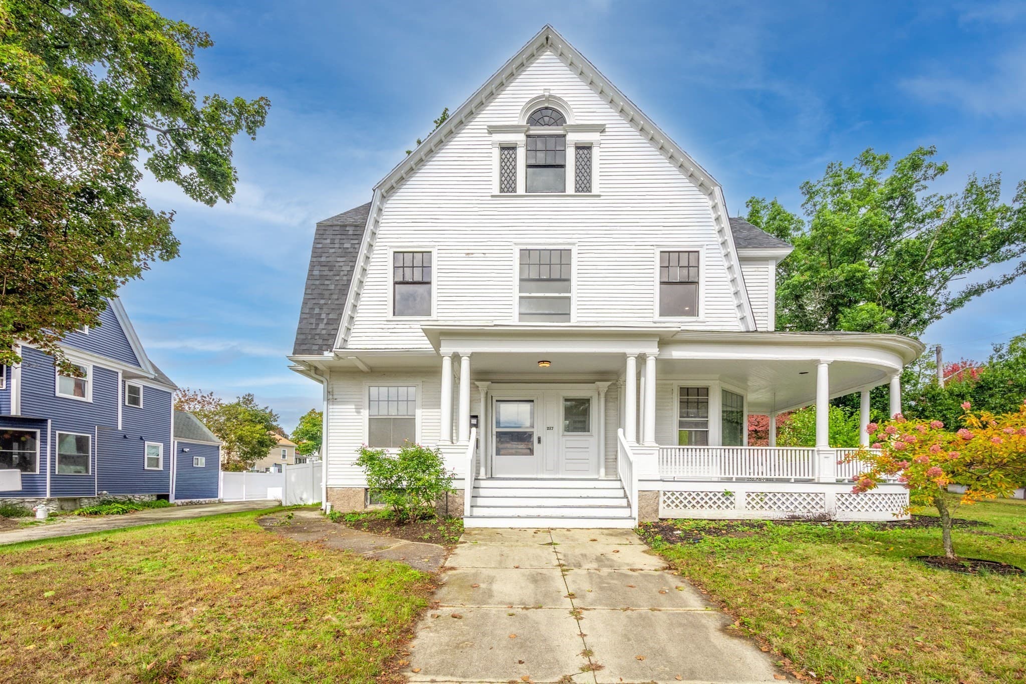 217 Lawrence St, Haverhill MA 01830