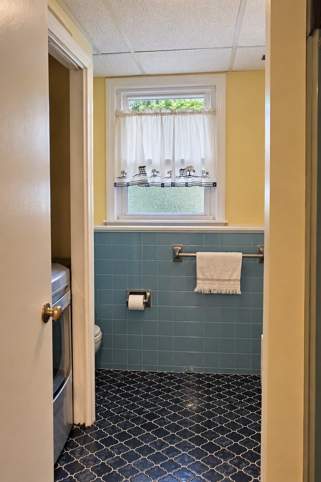 Single Family Residence at 494 Pine St, Weymouth MA 02190, Weymouth, photo 18 of 21